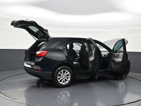 Used 2020 Chevrolet Equinox LS FWD image 34