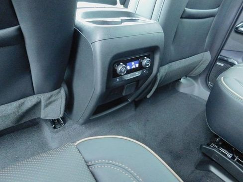 New 2026 Chevrolet Traverse High Country FWD image 22