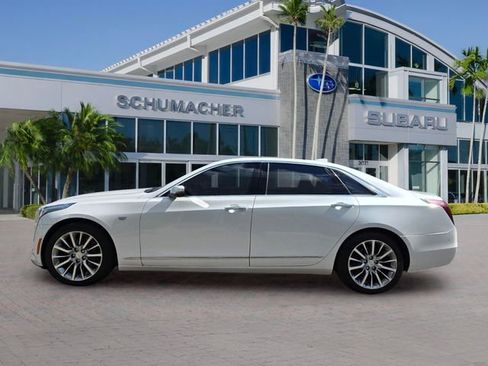 Used 2018 Cadillac CT6 Luxury AWD/4WD image 4