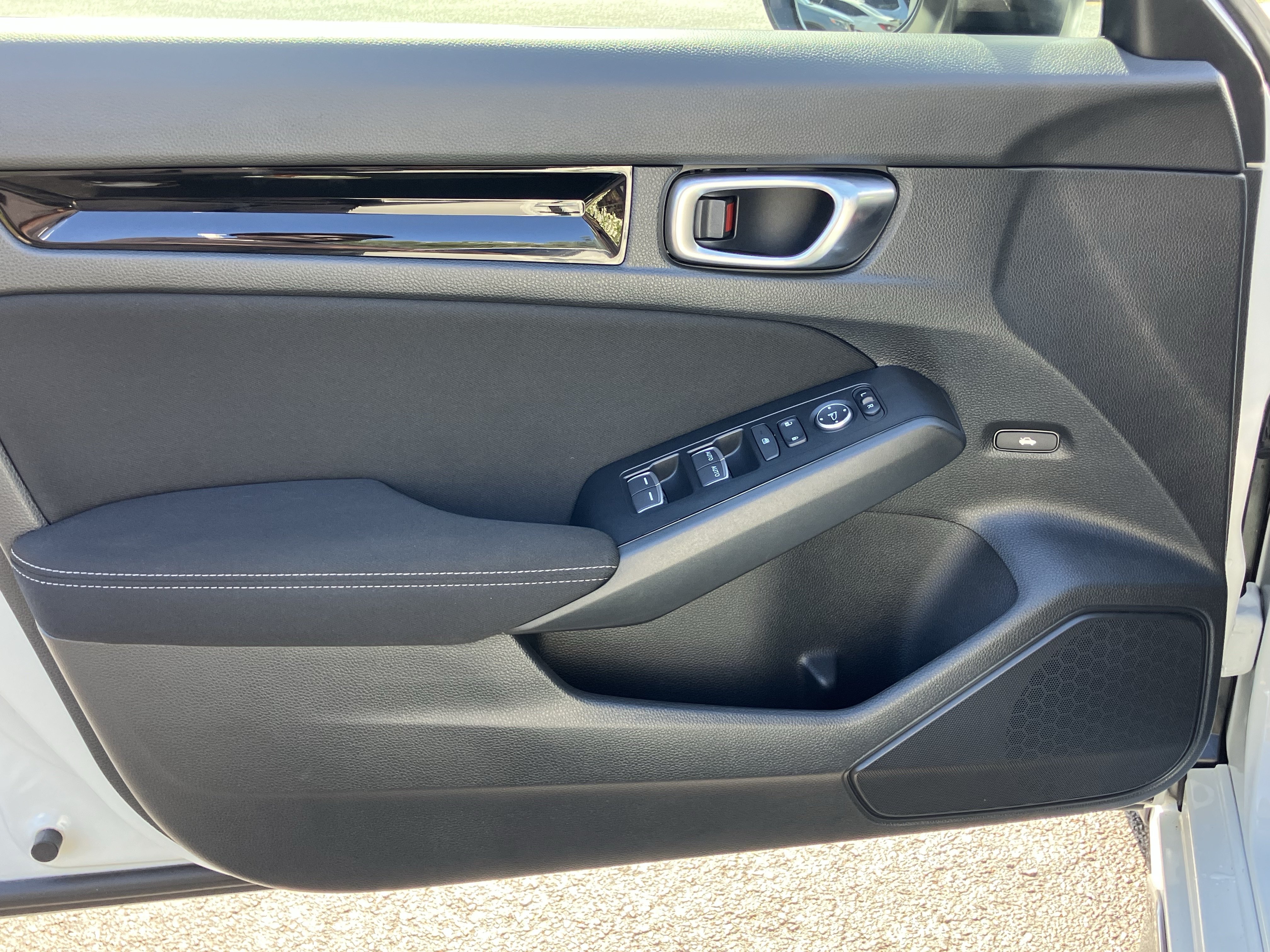 Used 2023 Honda Civic EX image 14