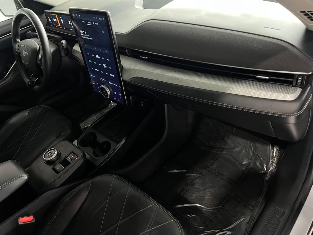 Used 2023 Ford Mustang Mach-E Select RWD image 12