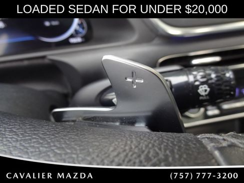 Used 2021 Hyundai Sonata Limited w/ Preferred Accessory Package FWD image 25