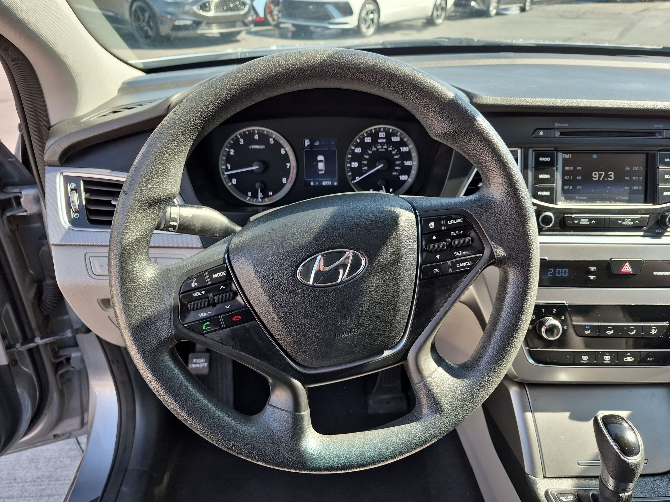 Used 2015 Hyundai Sonata SE w/ Option Group 09 FWD image 17