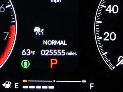 Used 2025 Honda Civic Sport image 34