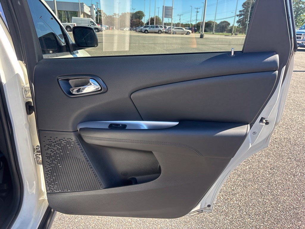 Used 2017 Dodge Journey SXT w/ Premium Group FWD image 35