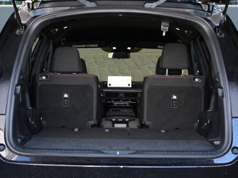 New 2026 Honda Pilot Sport image 9