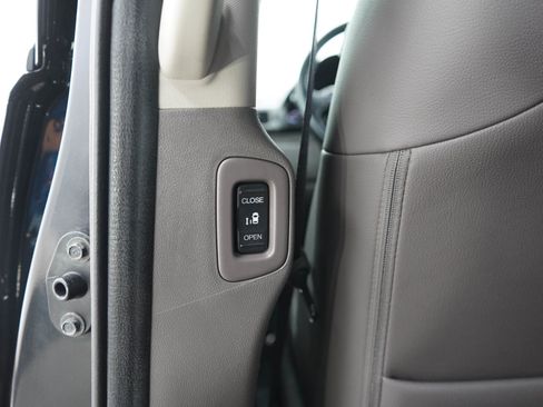 Used 2015 Honda Odyssey EX-L image 21