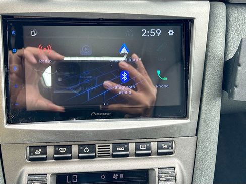 Used 2005 Porsche Boxster S image 16