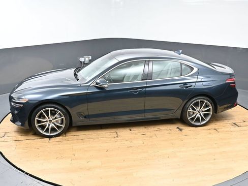 Used 2024 Genesis G70 2.5T AWD/4WD image 7