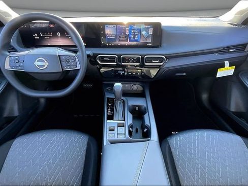 New 2026 Nissan Sentra SV FWD image 5