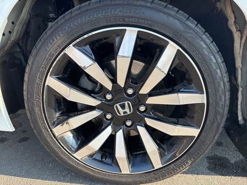 Used 2015 Honda Civic EX-L image 23