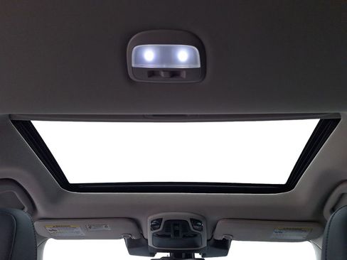 Certified 2025 Subaru Outback Touring XT w/ Popular Package #2 image 12