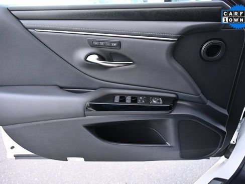 Used 2025 Lexus ES 300h 300h image 20