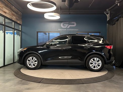 Used 2020 Ford Escape S image 6