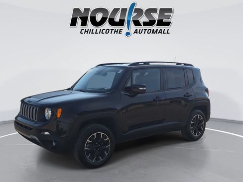 Used 2023 Jeep Renegade Latitude AWD/4WD image 4