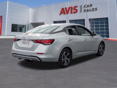 Used 2023 Nissan Sentra SV image 6