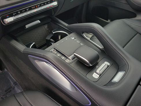 Certified 2026 Mercedes-Benz GLS 450 4MATIC image 26