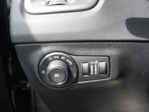 Used 2019 Jeep Compass Trailhawk w/ Leather Interior Group image 34