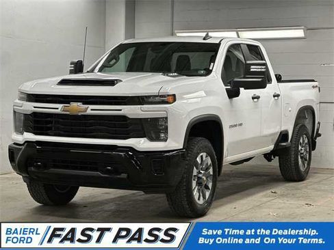 Used 2024 Chevrolet Silverado 2500 Custom w/ Custom Convenience Package image 1