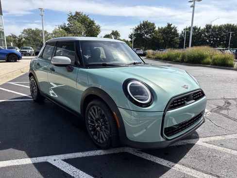 New 2026 MINI Cooper S FWD image 4