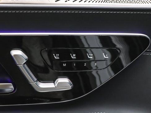 Used 2023 Mercedes-Benz SL 63 AMG 4MATIC image 21