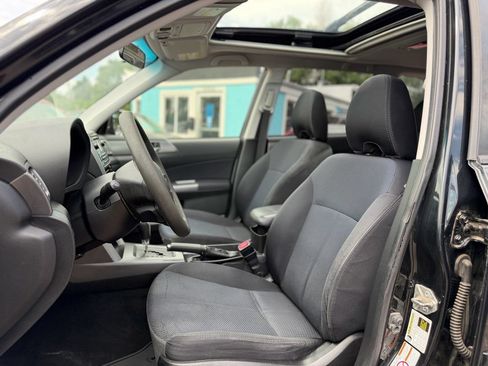 Used 2013 Subaru Forester 2.5X Premium AWD/4WD image 10