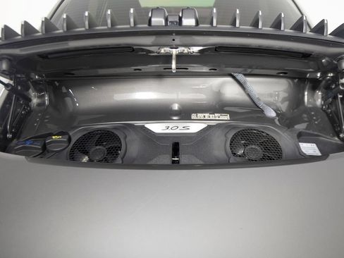 Used 2020 Porsche 911 Carrera 4S AWD/4WD image 48
