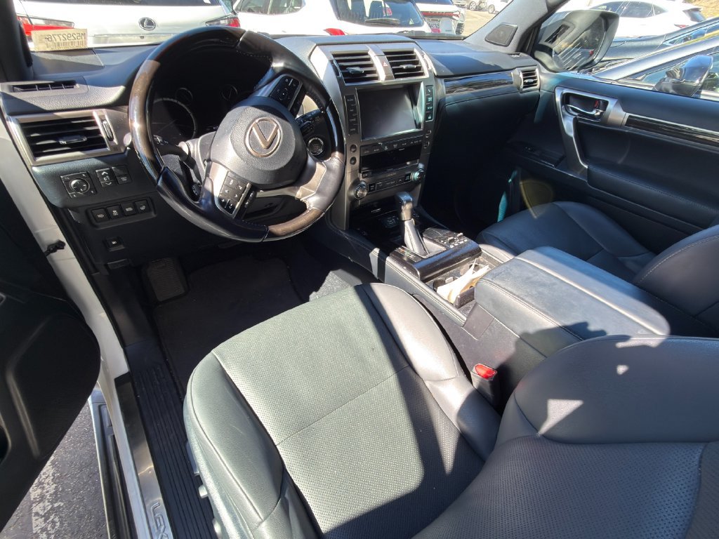 Used 2021 Lexus GX 460 Premium w/ Premium Package AWD/4WD image 9