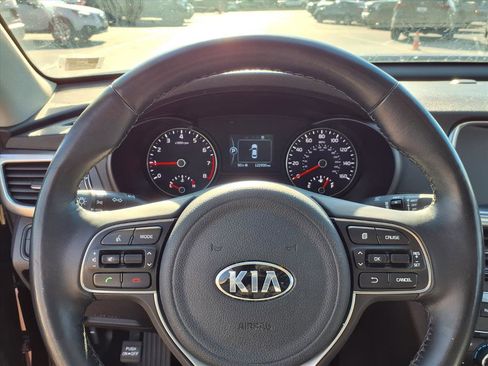 Used 2017 Kia Optima EX image 19