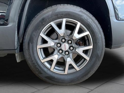 Used 2020 GMC Acadia SLE FWD image 10