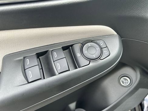 New 2025 Buick Envista Avenir image 41