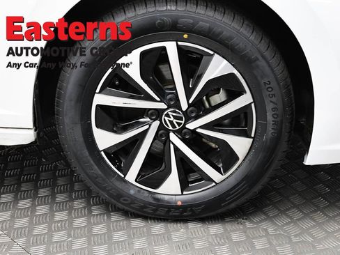 Used 2024 Volkswagen Jetta S FWD image 30
