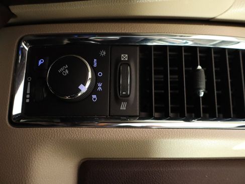 Used 2015 RAM 1500 Laramie Longhorn w/ Convenience Group image 26