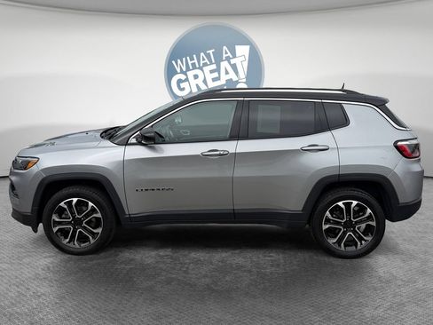 Used 2022 Jeep Compass Limited AWD/4WD image 7