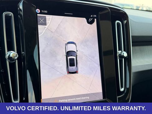 Certified 2026 Volvo XC40 B5 Plus AWD/4WD image 23