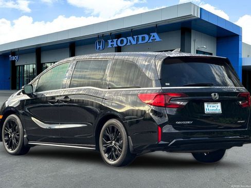 Certified 2025 Honda Odyssey Sport-L image 10