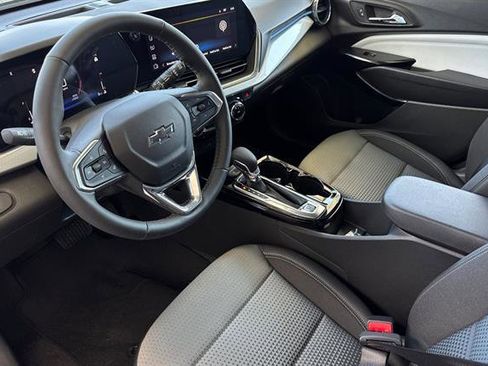 New 2026 Chevrolet Trax LT image 10