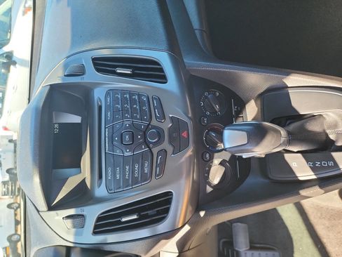 Used 2018 Ford Transit Connect XL image 14