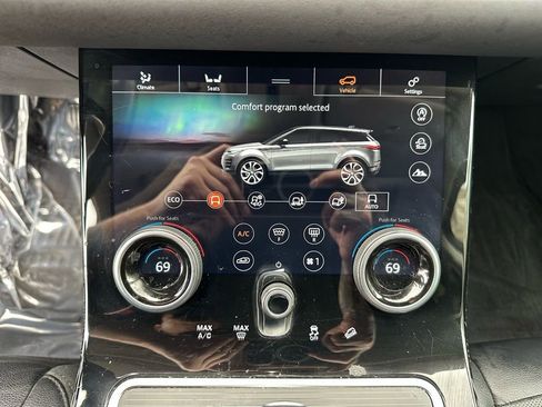 Used 2020 Land Rover Range Rover Evoque S image 22