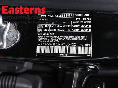Used 2022 Mercedes-Benz GLB 250 4MATIC w/ AMG Line image 33