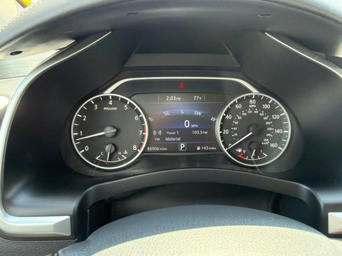 Used 2018 Nissan Murano S AWD/4WD image 15