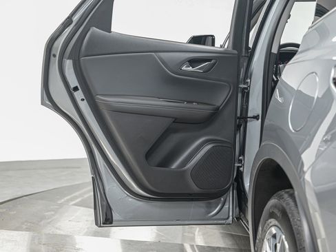 Used 2023 Chevrolet Blazer LT image 26