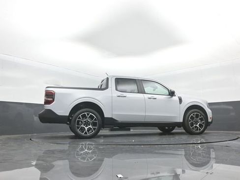 New 2025 Ford Maverick Lariat w/ 4K Tow Package image 35