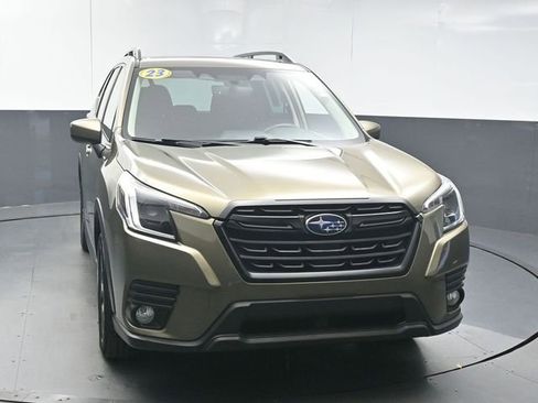 Certified 2023 Subaru Forester Premium AWD/4WD image 3