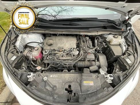 Used 2023 Toyota Sienna XSE image 19