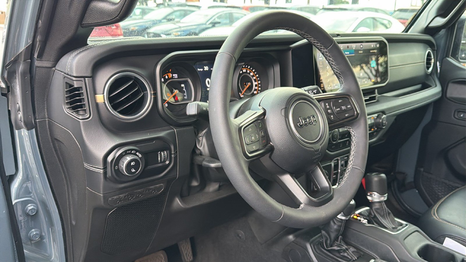Used 2025 Jeep Gladiator Sport AWD/4WD image 17