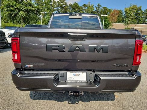 New 2026 RAM 2500 Laramie AWD/4WD image 4