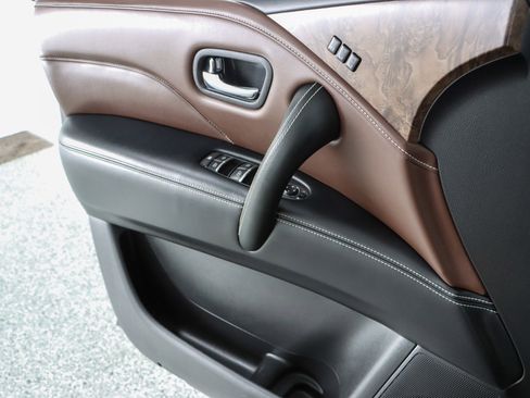 Used 2022 INFINITI QX80 Premium Select w/ Cargo Package image 24