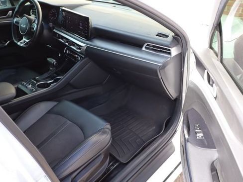 Used 2022 Kia K5 GT-Line AWD/4WD image 41