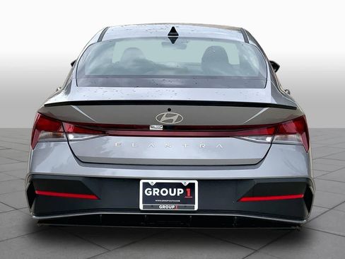 Used 2025 Hyundai Elantra Sport w/ Cargo Package FWD image 5